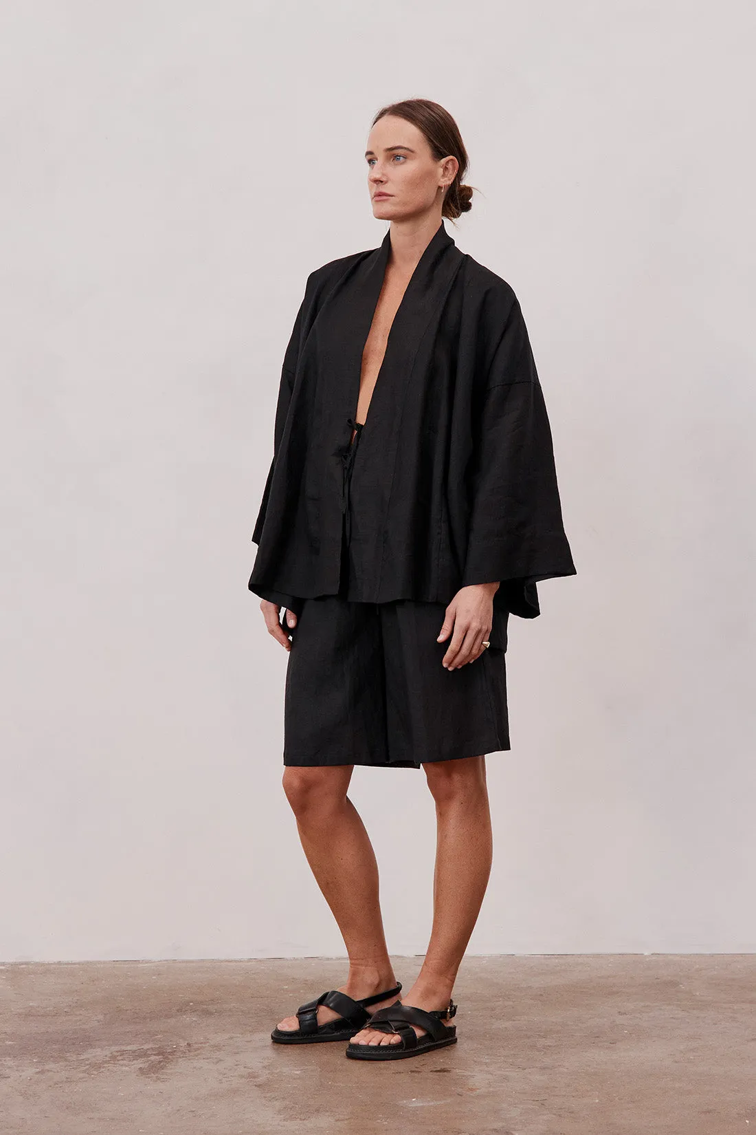 Anya Linen Kimono Black