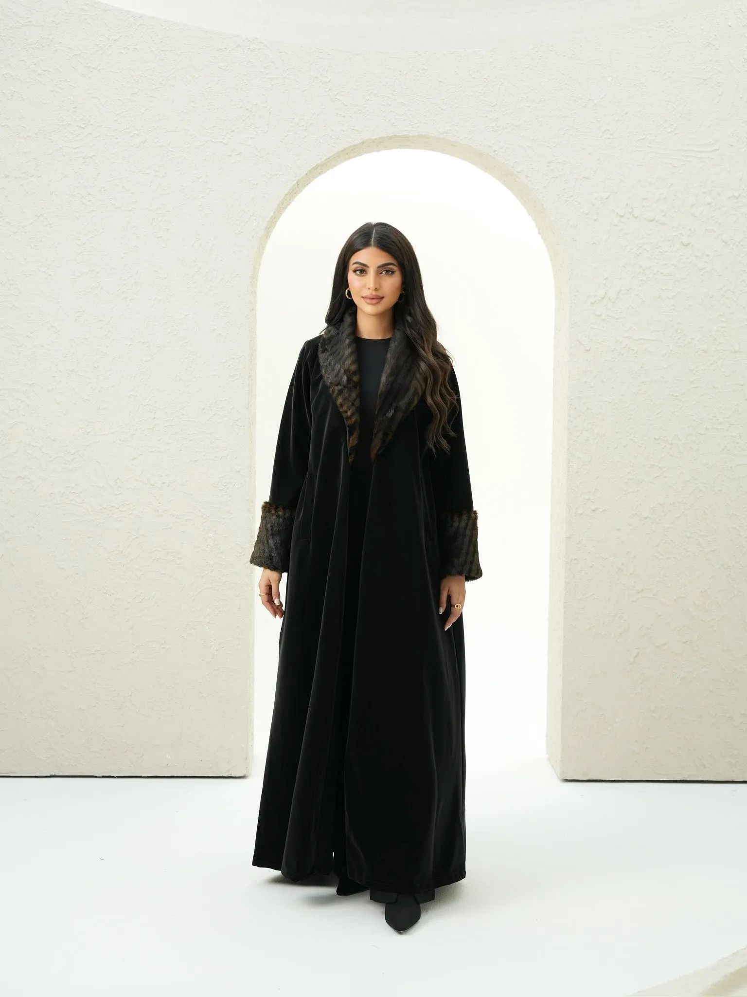 LUXURY FUR-LEATHER ABAYA #517