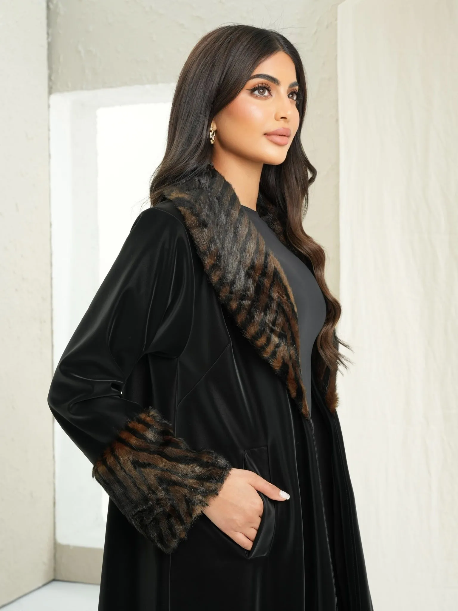 LUXURY FUR-LEATHER ABAYA #517