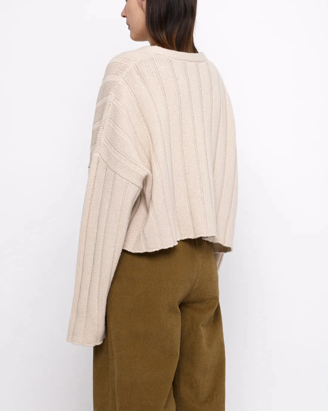 Oversized Ribbed V-Neck in Beige/White