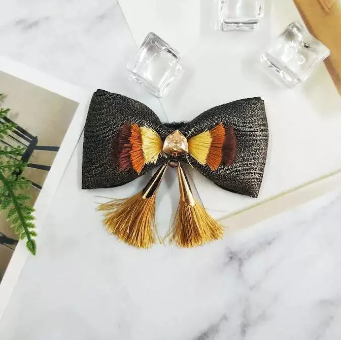 Pet Bow Tie with Golden Tassel Collar Slider - B017