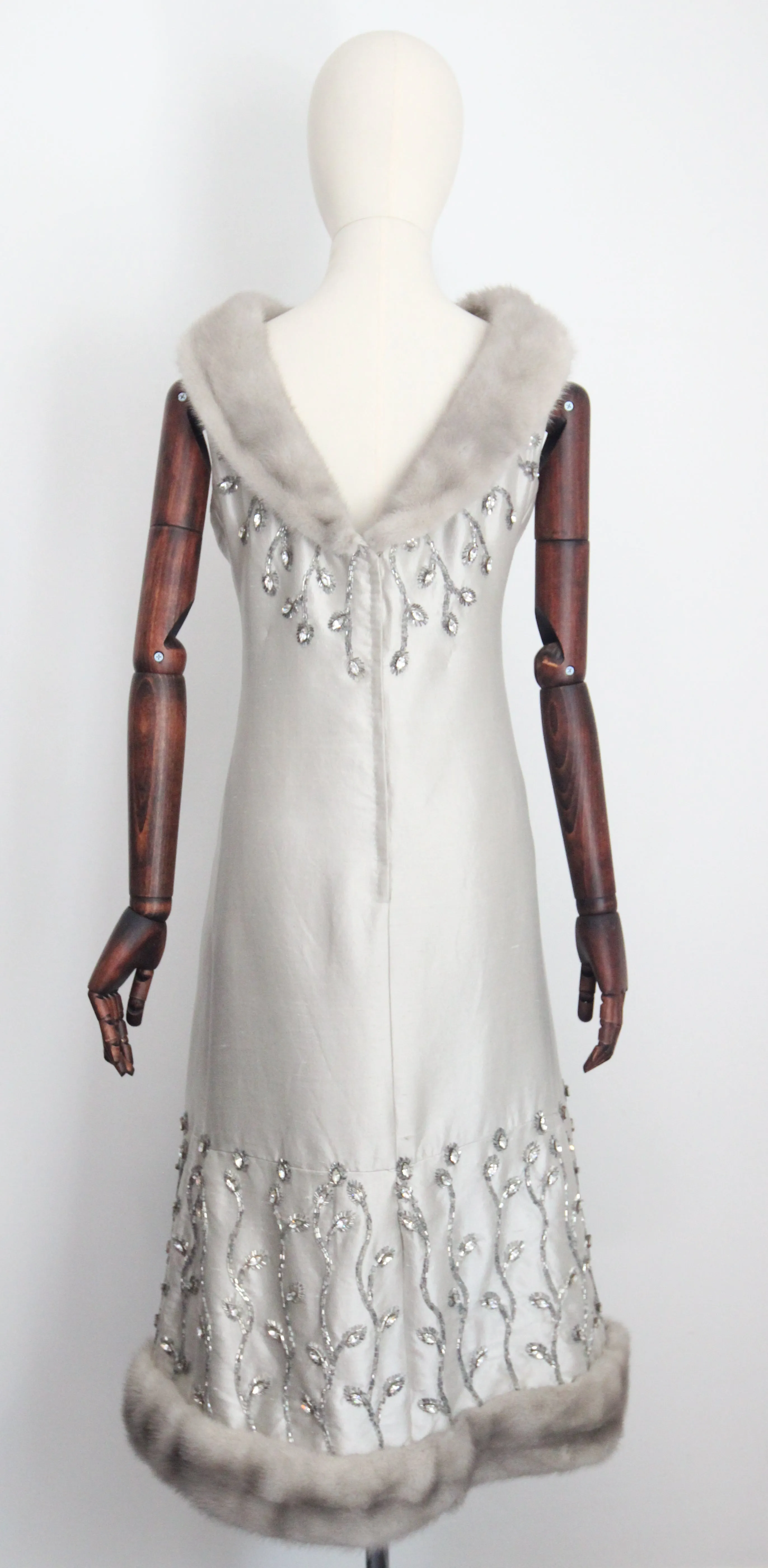 "Silver Silk & Rhinestones" Vintage 1960's Shantung Silk & Beadwork Cocktail Dress UK 10-12 US 6-8