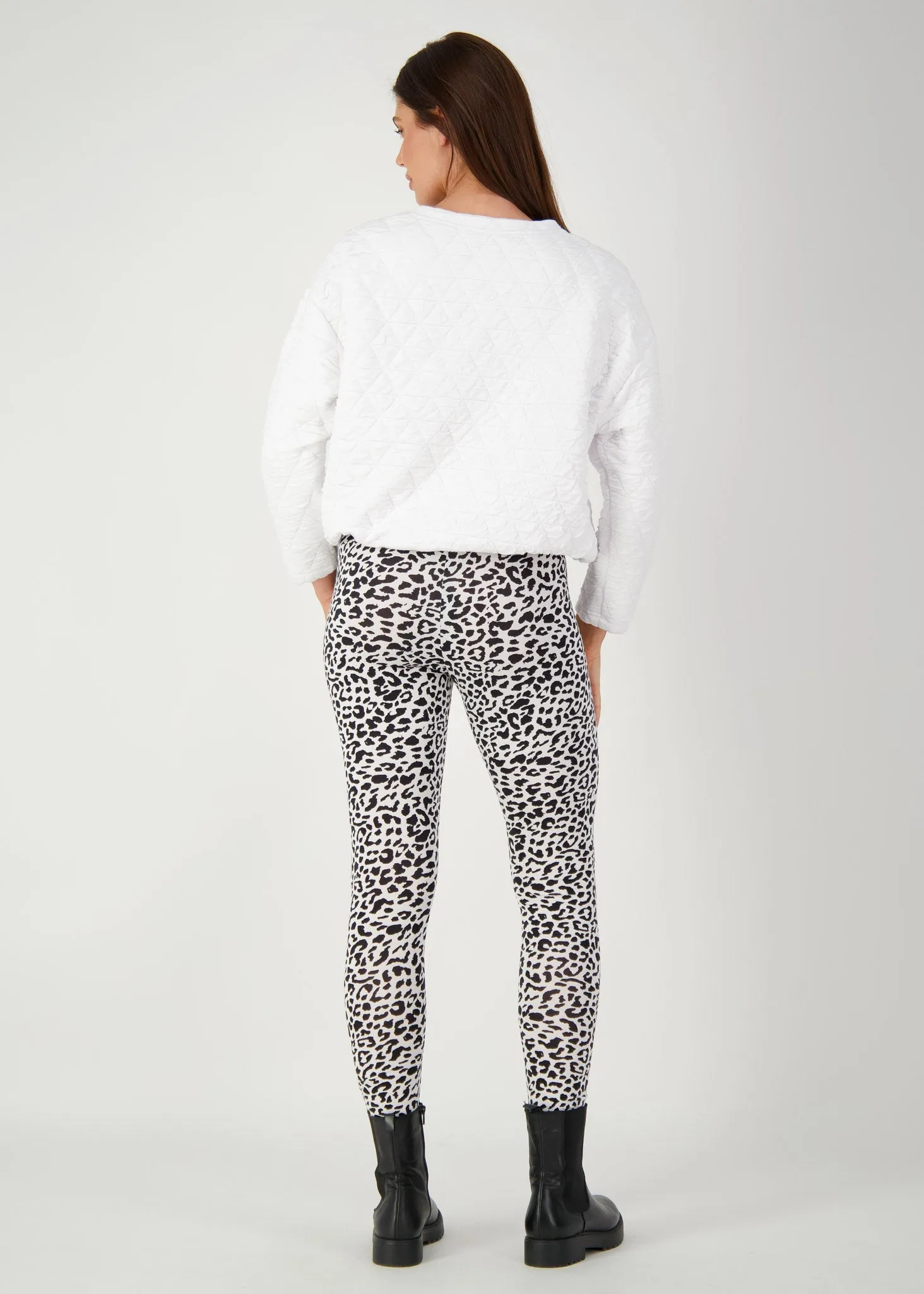 Sacha Oversized Quilted Bamboo Sweater - White