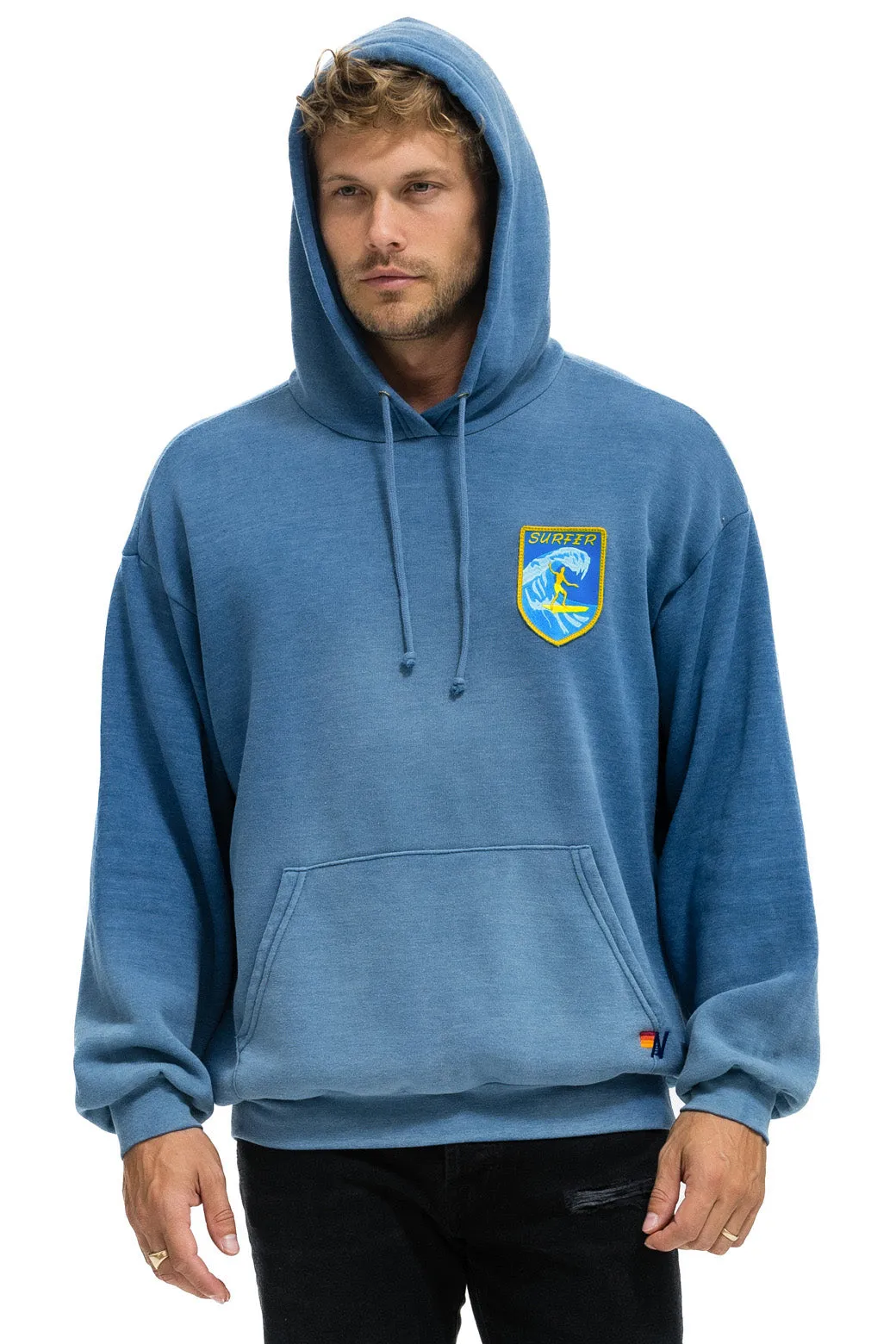 SURFER WAVE PATCH  PULLOVER RELAXED HOODIE - FADED WATER