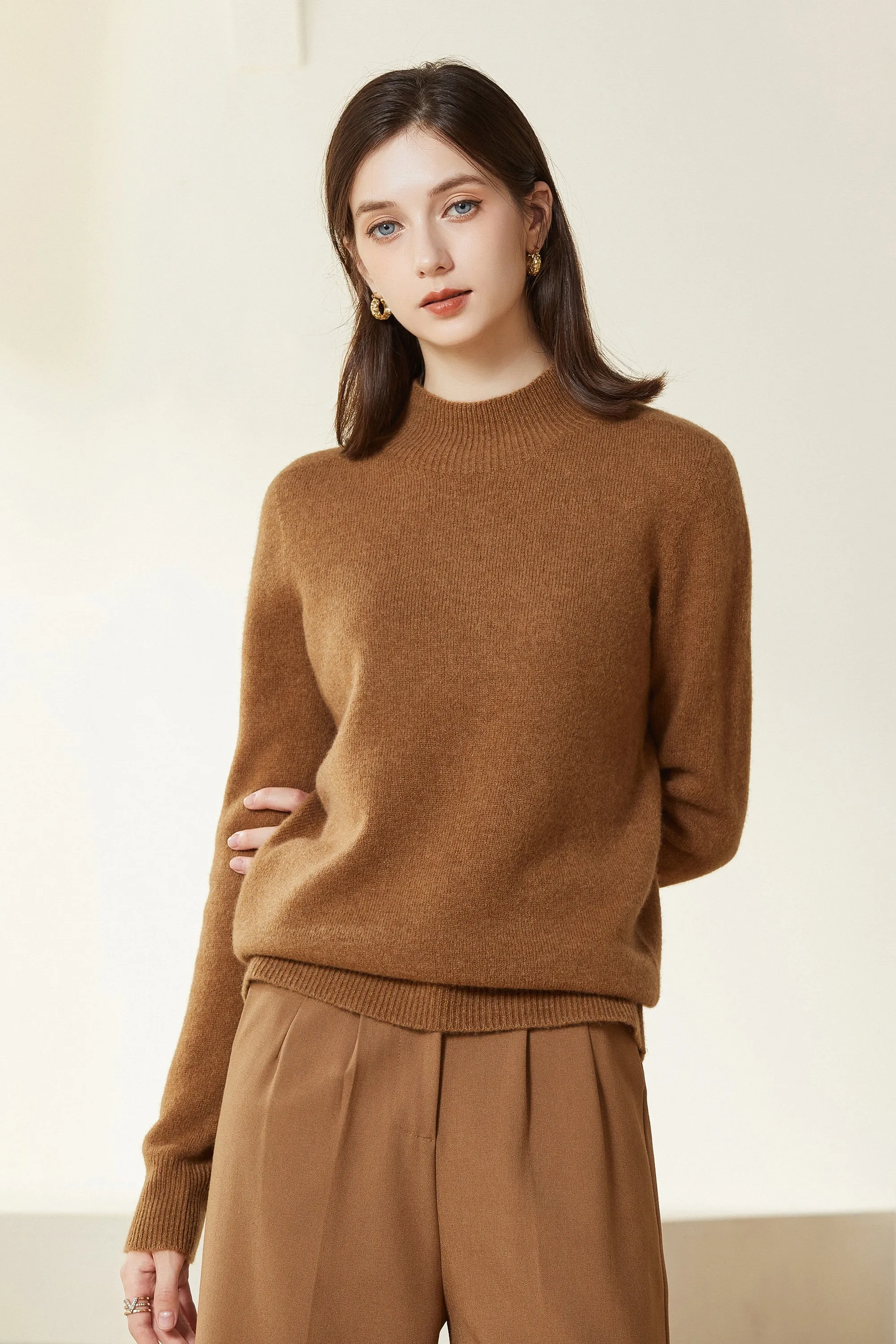 Sylphide | Leone Camel Round-Neck Sweater