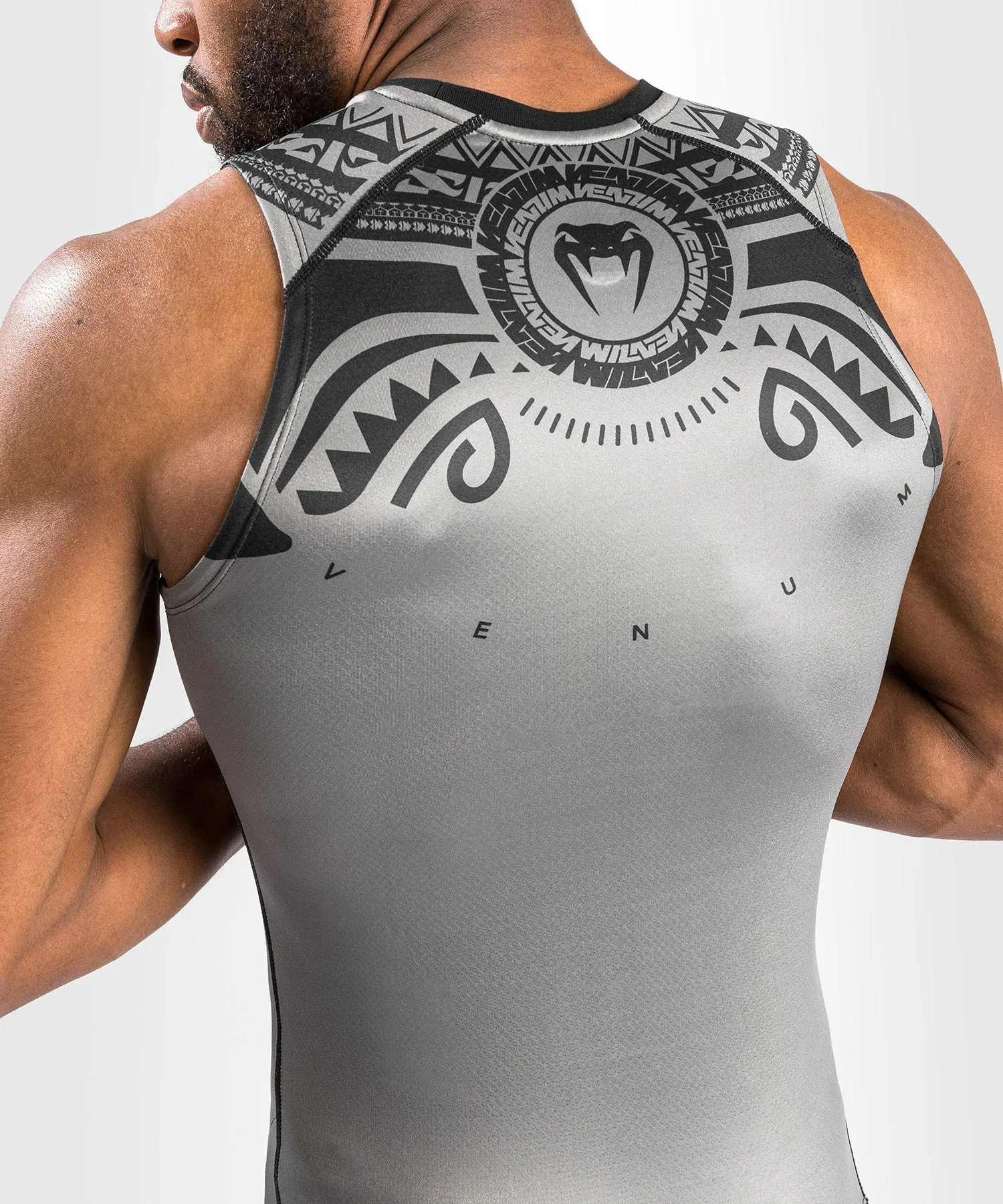 Venum Nakahi Rashguard - Sleeveless - Grey