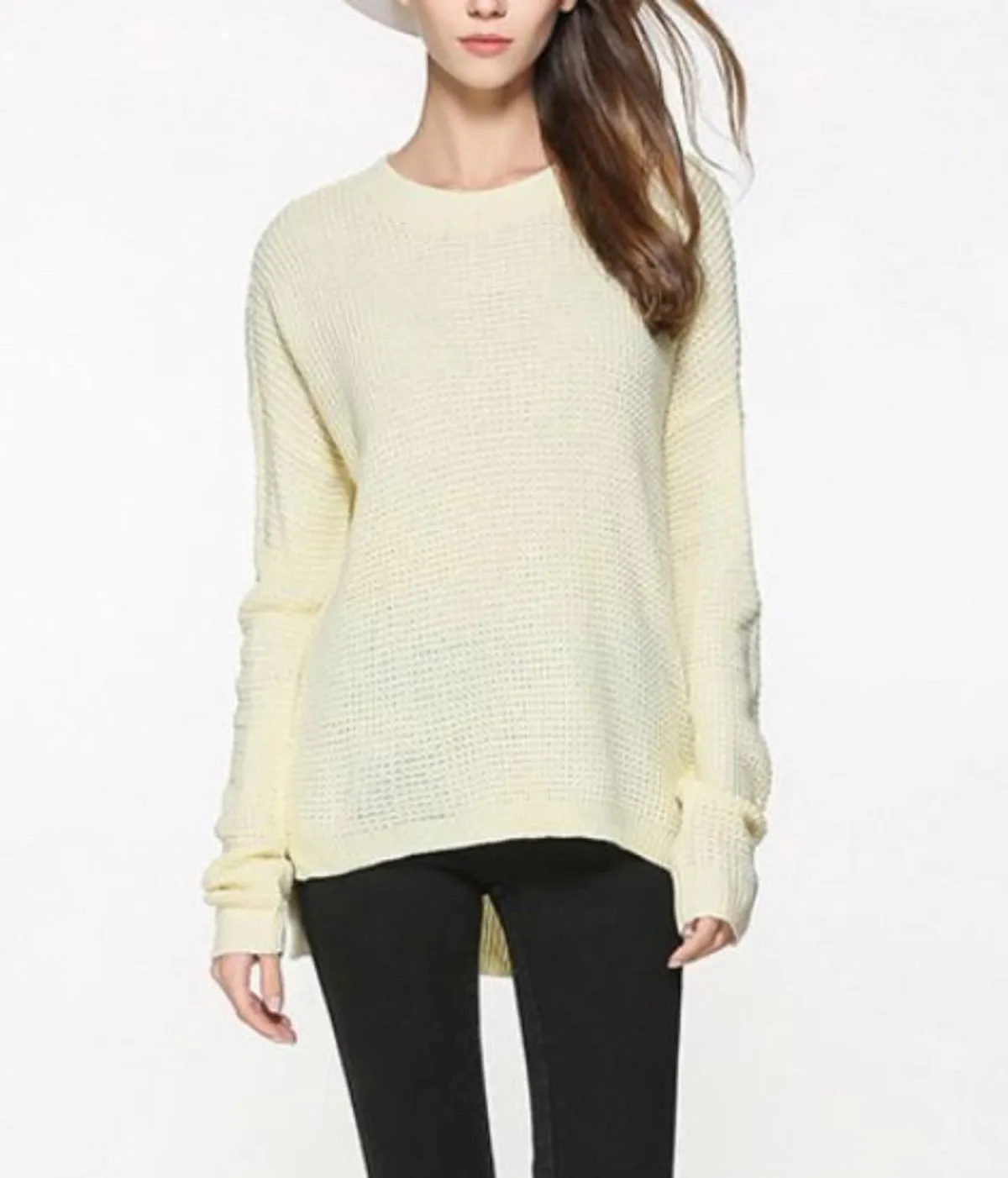 Womens Relaxed Fit Round Neck Sweater